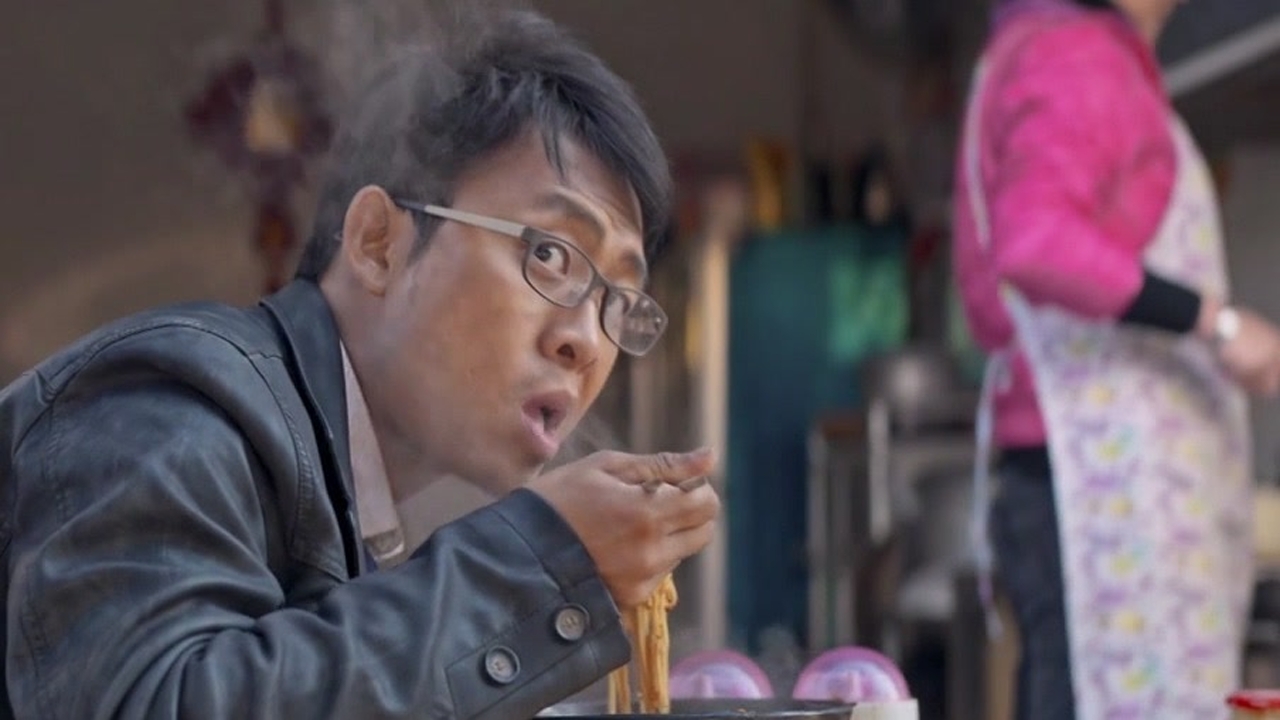 追凶者也:张译吃羊肉米线,满满的都是演技,小鲜肉该学