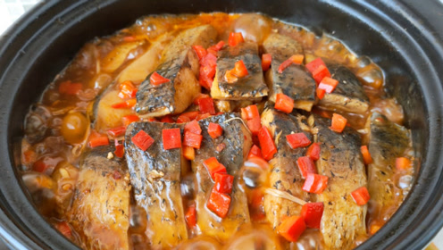 草鱼最好吃的做法,不用一滴水,比酸菜鱼红烧鱼还好吃,简单美味又