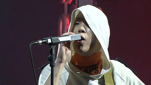 造型,舞美与节奏感极强的摇滚风格相得益彰,主唱吴赫独特的嗓音将充满