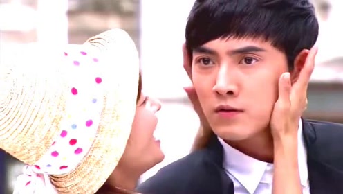 华心四朵花团聚了,大家太激动了,太感动了0:03:38电视剧:花非花雾非雾