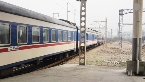 改造前的萧山杭州南站 上海南至广州t169次特快列车出站