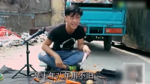 时 间:2017-10-22上传者:西瓜小品0:03:03小伙子卖刀,这口才牛!