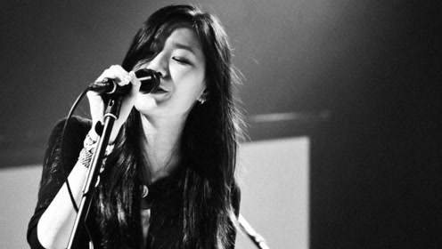 张悬与歌曲原唱李寿全同台演唱《张三的歌》,文艺气息扑面而来