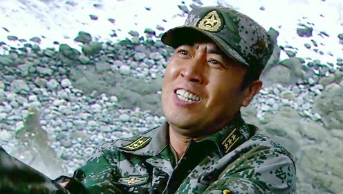 简 介:李二牛"跳崖壮士",何晨光弹弓打飞机上传者:喜欢时尚的兴振时