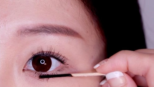 用牙签烫出来的睫毛,像太阳花一样好看,直男看了都心动了!