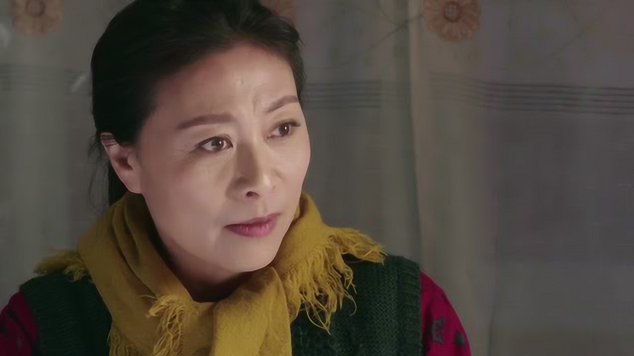 温暖的村庄:陈英又出坏主意,被村长赶出家,这下可惨了