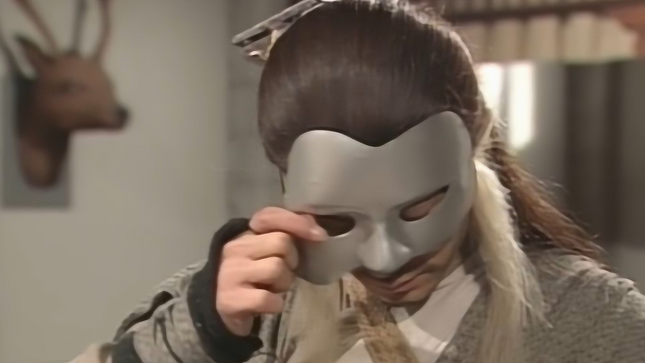 六个不同版本的杨过摘面具瞬间,有人惊悚有人惊艳,快来看看吧!