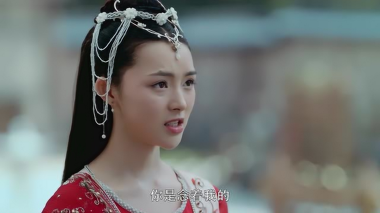 凤归四时歌:钟离问容靖你怎么在这,这时容靖说我是来向你辞行的