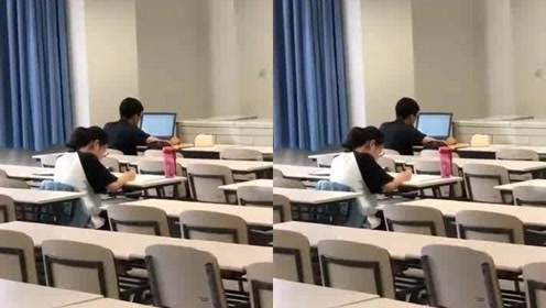 下课后的教室 腾讯视频