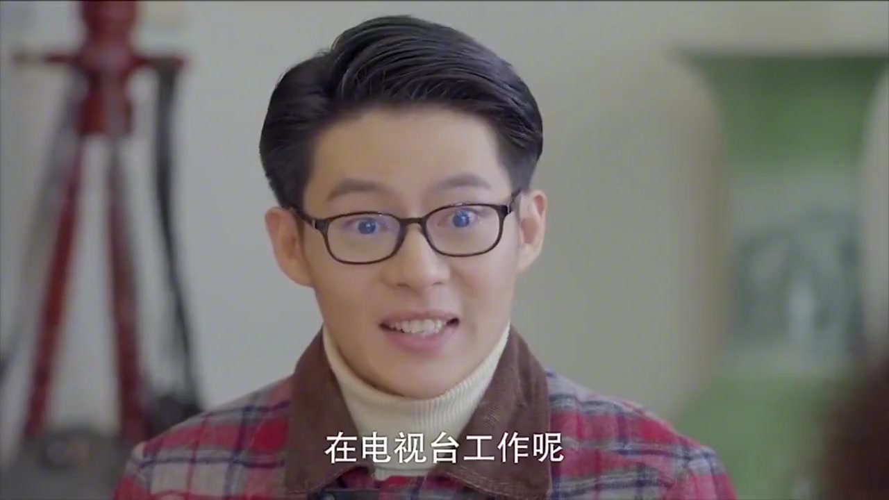 黄大妮:牛建邦带回第三任老婆,把原配气坏了,酒桌上被众人声讨