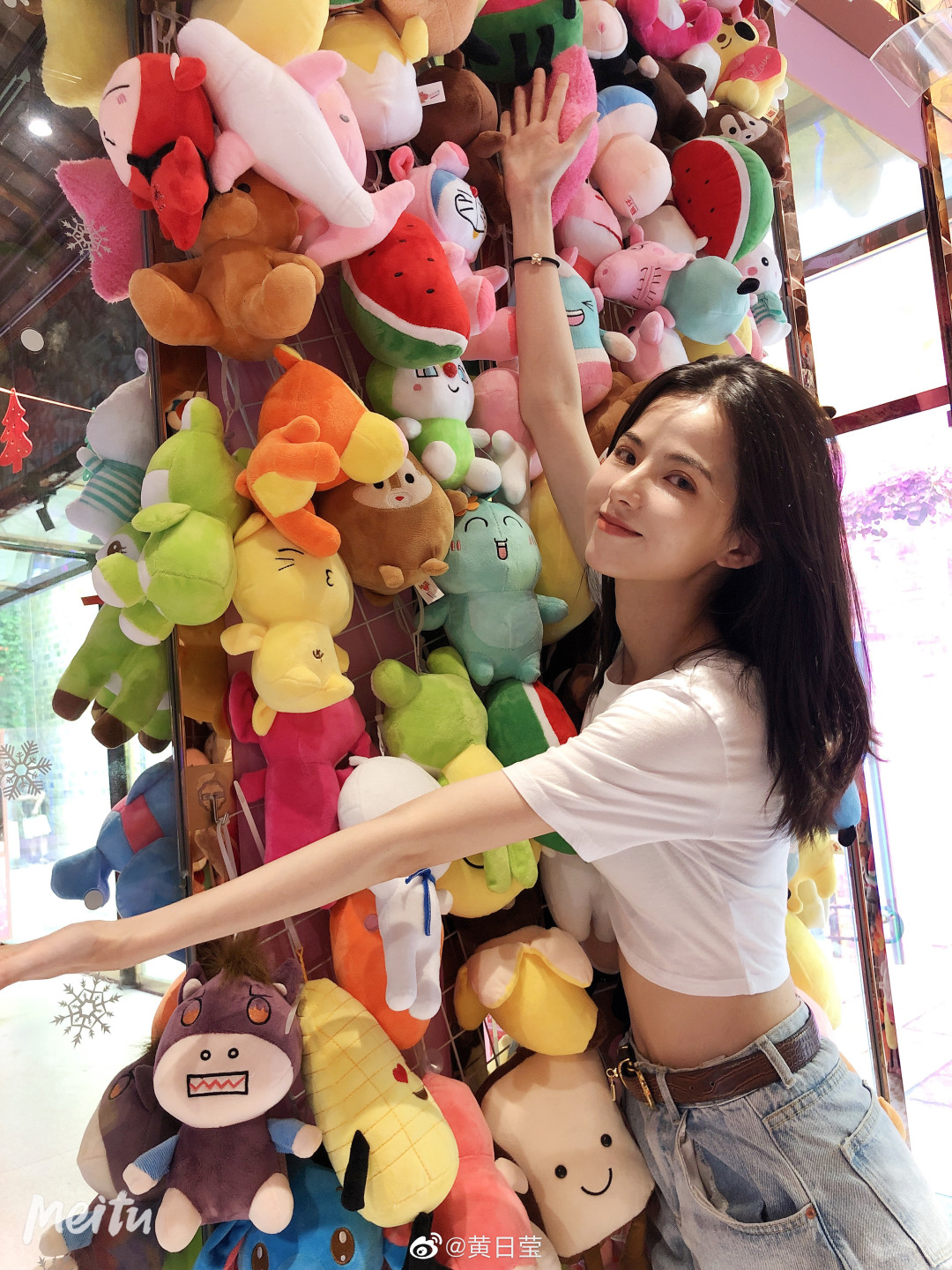 黄日莹-doki@腾讯视频:超全的黄日莹资讯,视频,粉丝,直播,活动集合