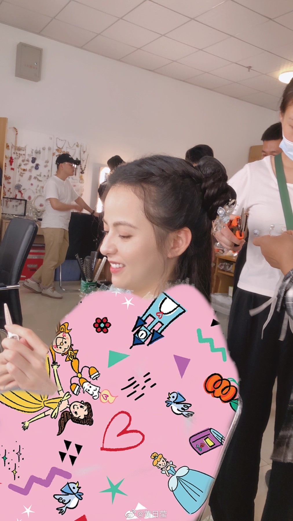 黄日莹-doki@腾讯视频:超全的黄日莹资讯,视频,粉丝,直播,活动集合