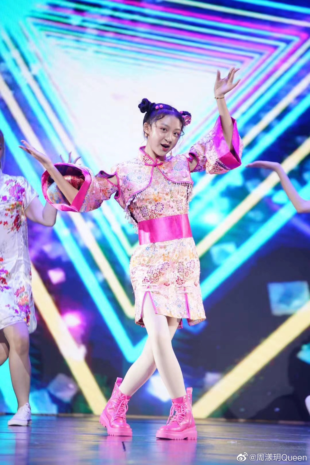 周漾玥-doki@腾讯视频:超全的周漾玥资讯,视频,粉丝,直播,活动集合