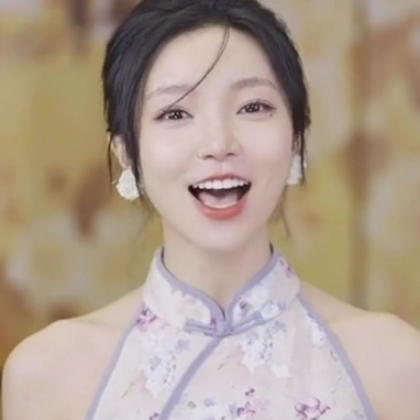 网红小潘潘翻唱黄梅戏惹争议