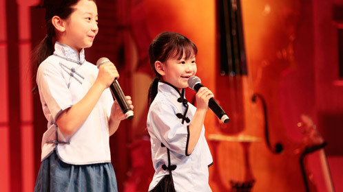 精编版：7岁萝莉可爱献唱《长城谣》