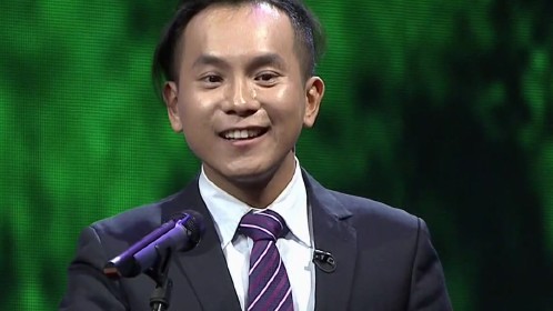 《笑动剧场》陈印泉,侯振鹏经典相声《都是北京人》包袱功力深厚_综艺