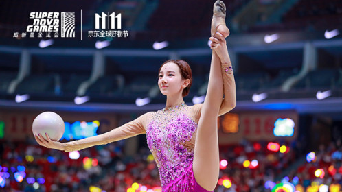 出水芙蓉!陈小纭超新星全运会夺金 身材婀娜泳姿惊艳
