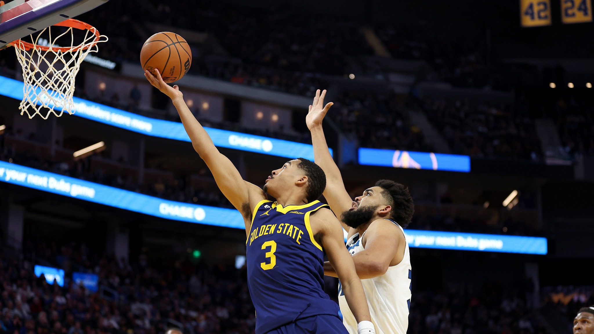 金州勇士_NBA常规赛：森林狼99-96勇士_NBA常规赛：森林狼99-96勇士_别让我逮住了！库里华丽运球小打大军训戈贝尔_高清1080P ...