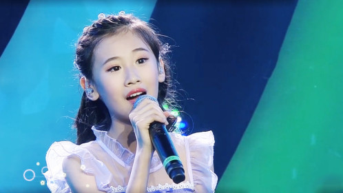 10岁女孩一首《陪我长大》听醉了,导师点名愿意为她写歌_综艺_高清
