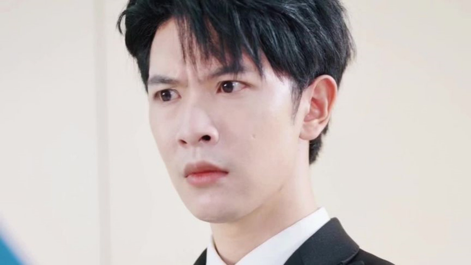 隔壁大哥和小李的短剧_你觉得小李这样对不对_电视剧_高清完整版视频在线观看_腾讯视频