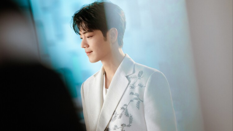 报告哥哥妹妹不原谅你