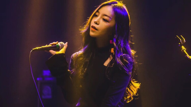 完蛋被年下弟弟撩倒了