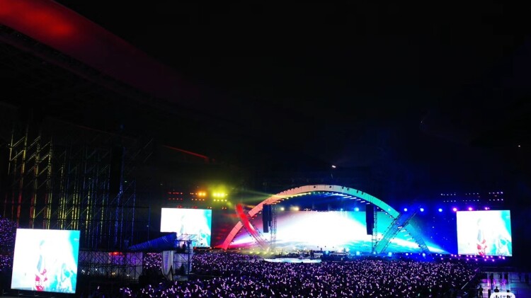 暗金丑岛君外传剧暗金犀原小姐