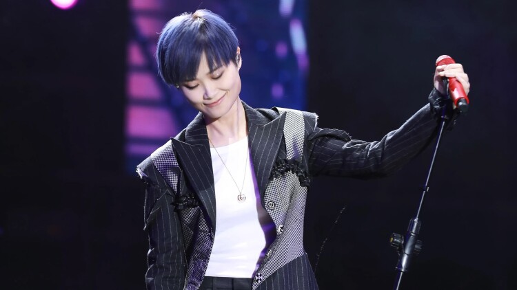 火焰蓝只为你着迷