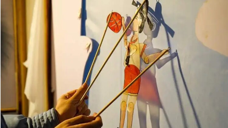 两个罪人和一头骡子