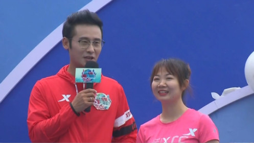 邓欣52秒成绩 秒杀男生队赛道纪录