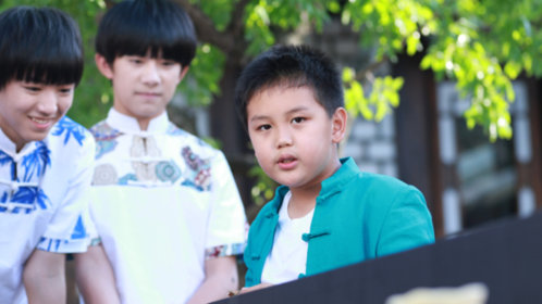 《加油小当家》第4期:tfboys送叫醒服务 球球嫌王艳"数学是音乐老师教