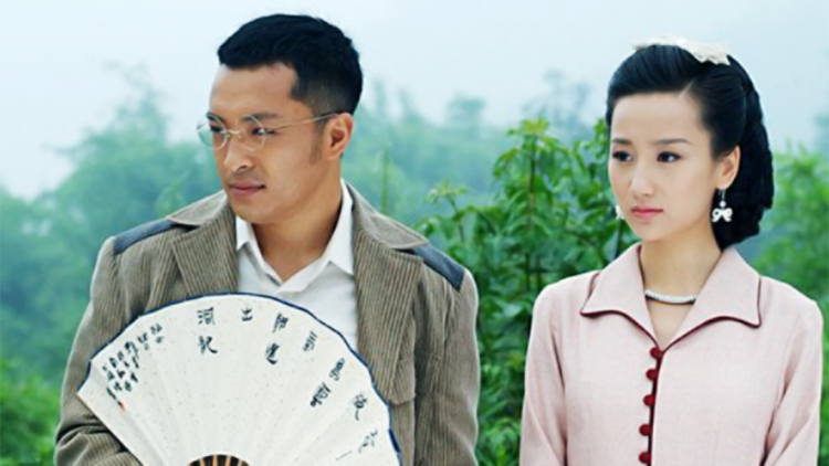 中秋月圆人团圆