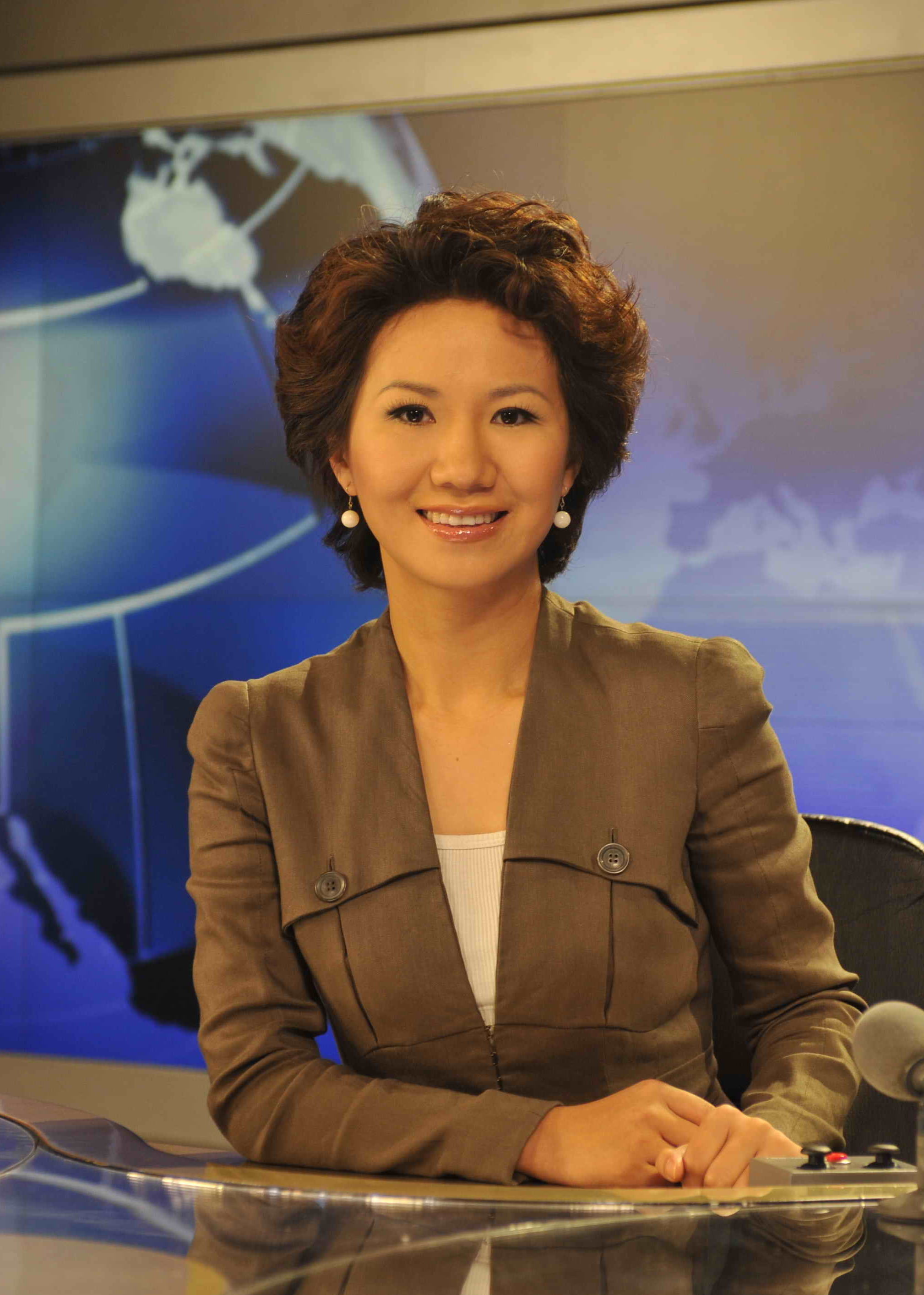 cgtn刘欣与fox主播约辩