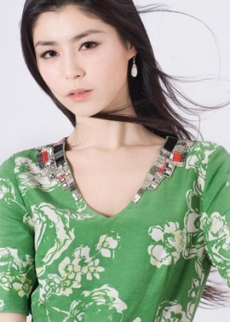 间:2019-05-28马云飞的情商实在高,没有他对付不了的浴血玫瑰!