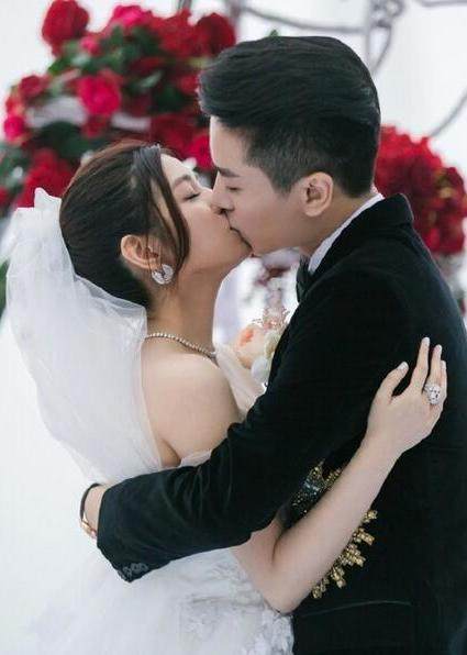 嫁给爱情的陈妍希