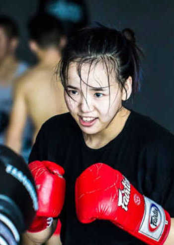 拳女郎体育|腾讯视频1-11中国最火女格斗家林荷琴