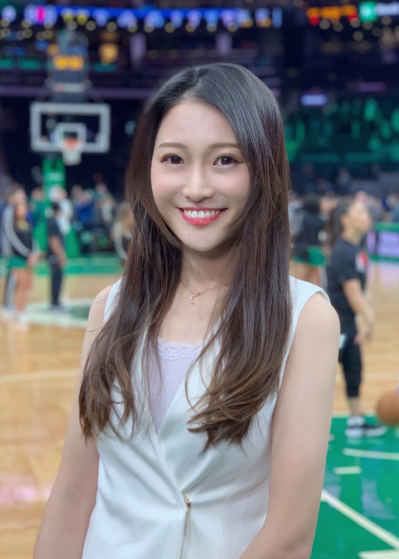 孟超nba主持人图片