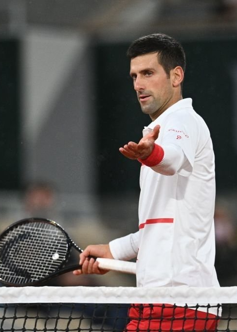 2020法网男单第3轮德约科维奇30加兰