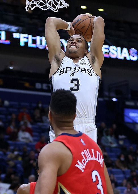 NBA常规赛：马刺124-114鹈鹕 - 腾讯视频