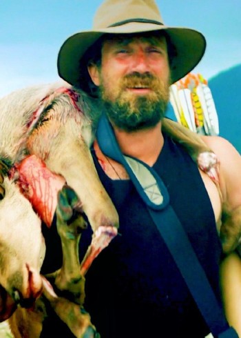 荒野求生记录片封面图