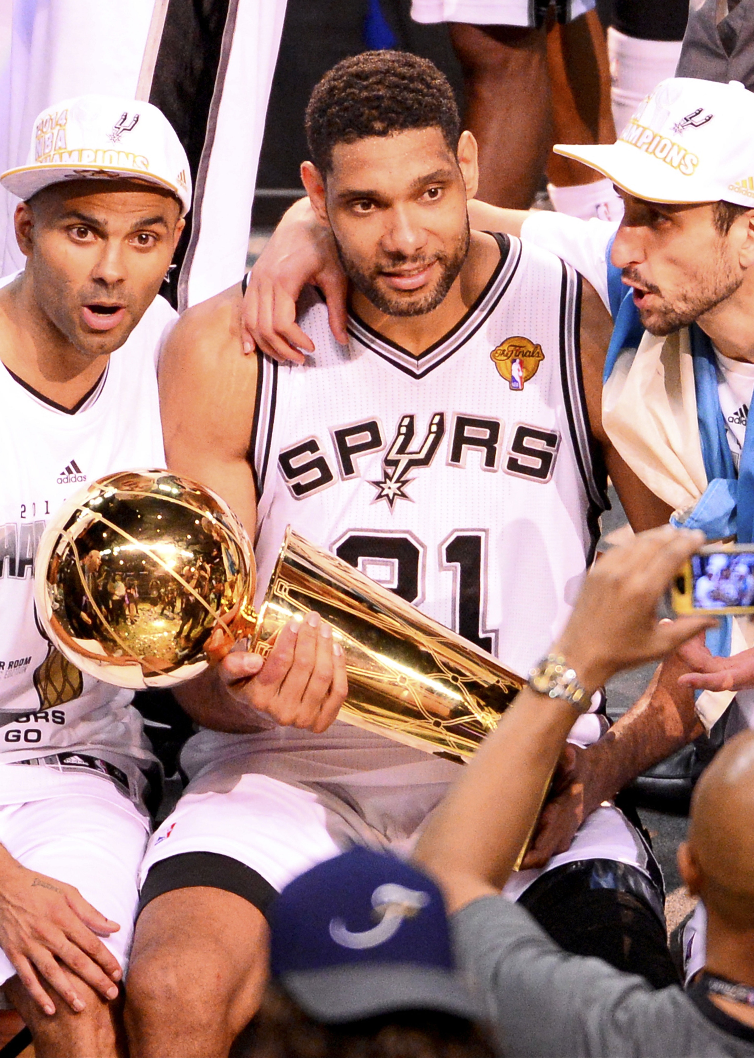 【文班亚马的天赋与马刺的传承】