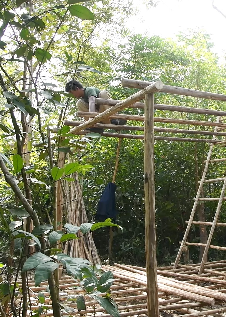 即录荒野求生记录片
