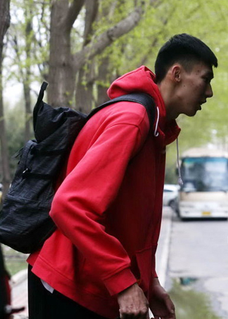 周琦耐克篮球峰会