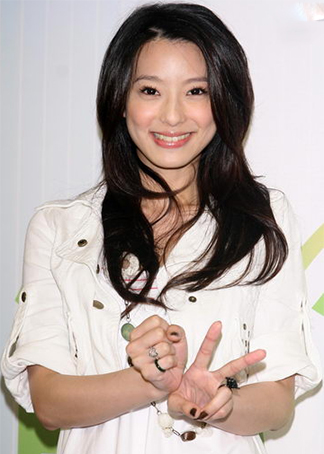 赖雅妍热吻女粉丝