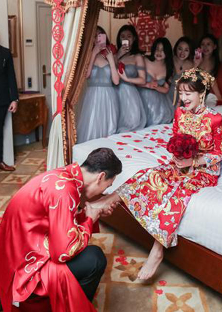 陈紫函戴向宇甜蜜大婚