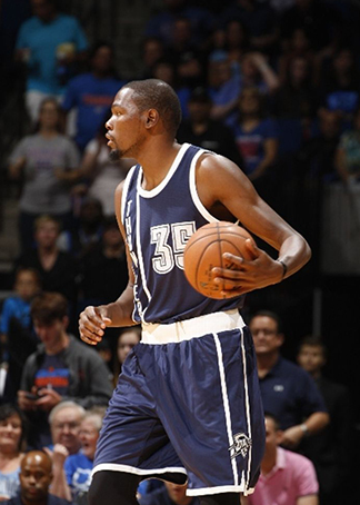 妙传杜兰特巴里亚助攻詹金斯 两人默契上演空中接力【扣篮】霸气劈扣!