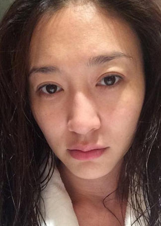 女明星的素颜自拍集合