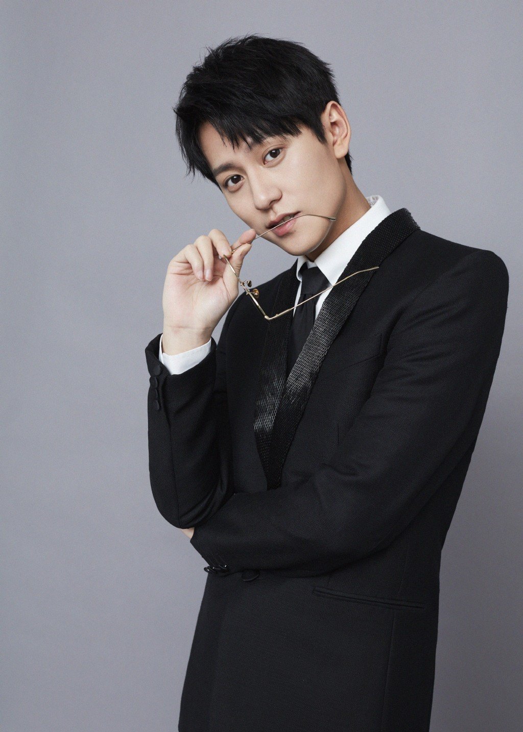 【迷妹专访】×秦俊杰:立志抓住青春的尾巴!反串女生拒绝三连超可爱