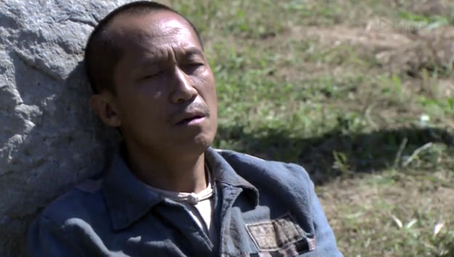 地火 第24集 黎仲明边棍下古墓