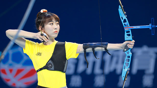 【女子射箭夺冠采访】吕钊皮卡丘箭袋幸运buff加成